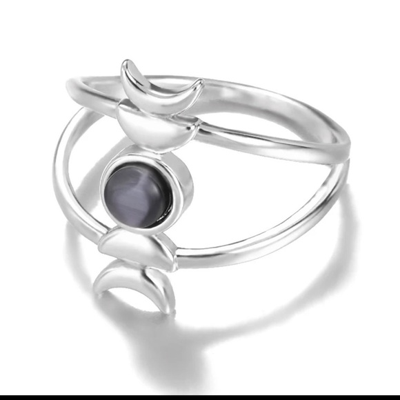 🔥SALE🔥 Platinum Plated Moon Phases Ring with Moonstone In The Center - Picture 1 of 3